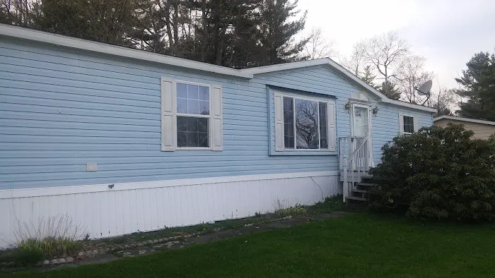 Wooded Estates Mobile Home Community Picture 9