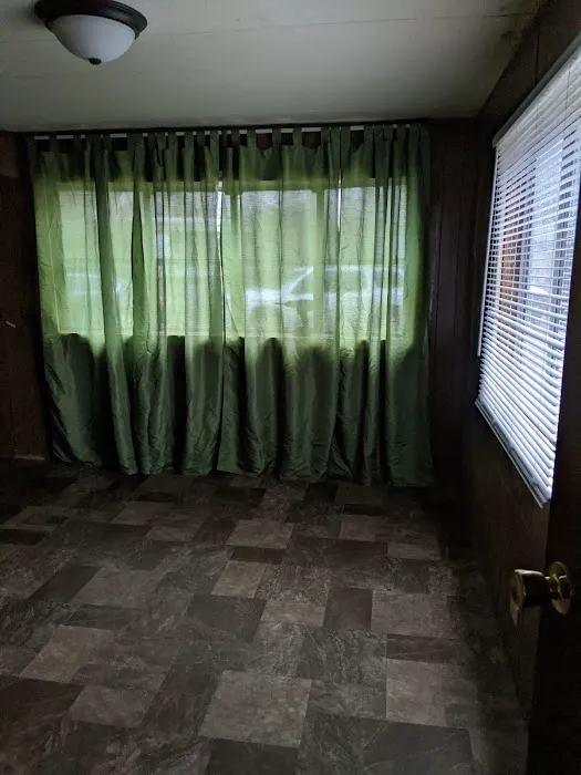 Lantern Hill Mobile Home Park Picture 7