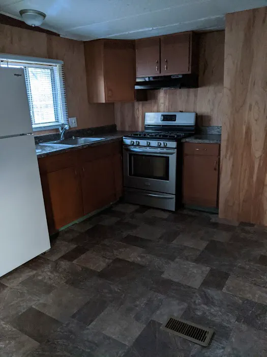 Lantern Hill Mobile Home Park Picture 9