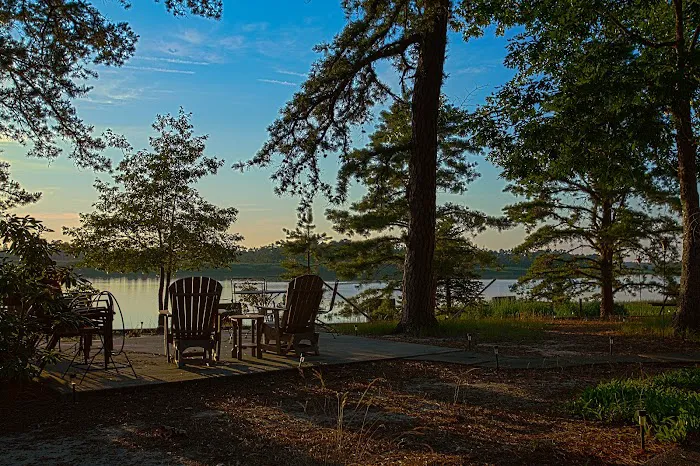 River Beach RV Resort Picture 9