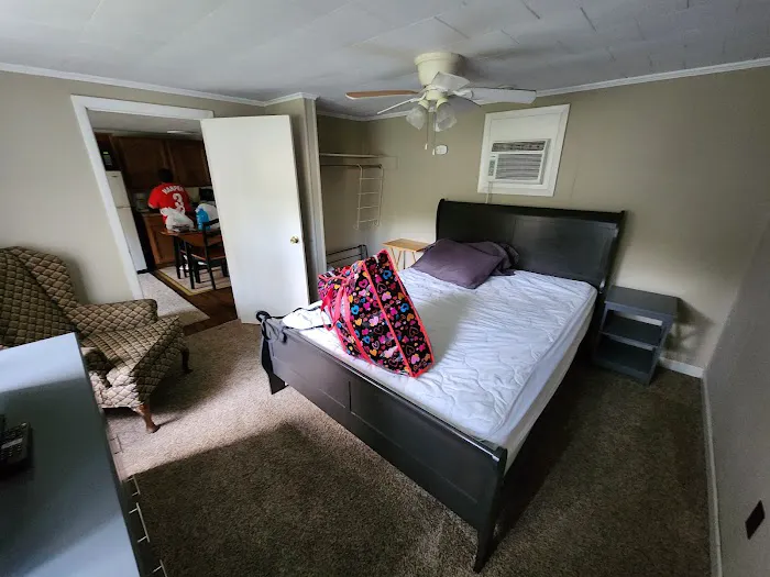 Hemlock Campground & Cottages Picture 3