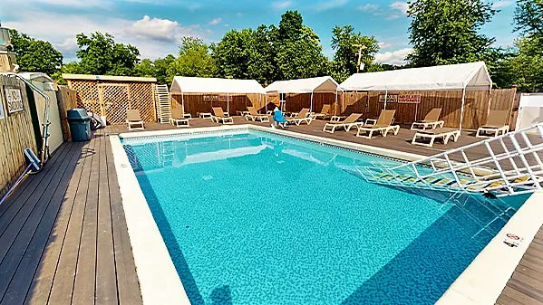 Splash Magic RV Resort by Rjourney Picture 3