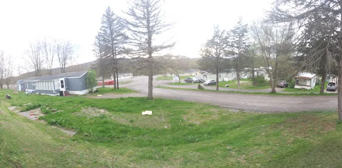 Riverside Estates - Mobile Home Community Picture 2