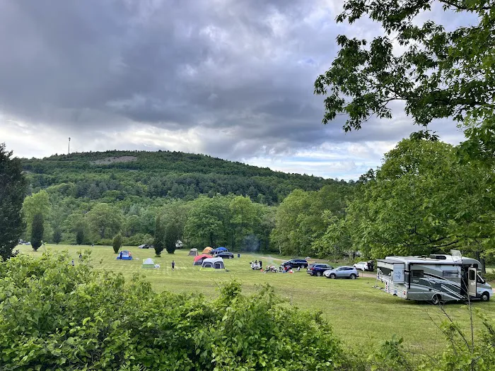 Blue Mountain Camping & Glamping Picture 10