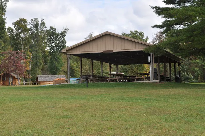 Twin Grove RV Resort & Cottages Picture 5