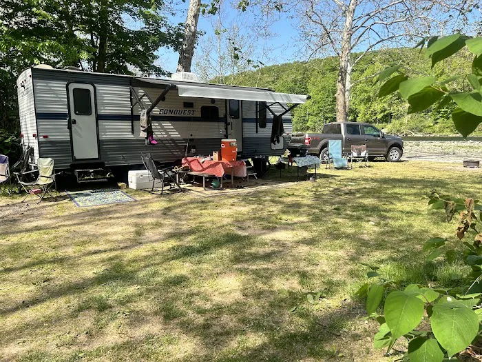 Soaring Eagle Camp Ground and Wedding Venue Picture 9