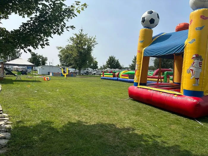 Ross Hill RV Park Picture 6