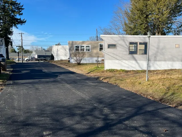 West Street Village Mobile Home Community Picture 5