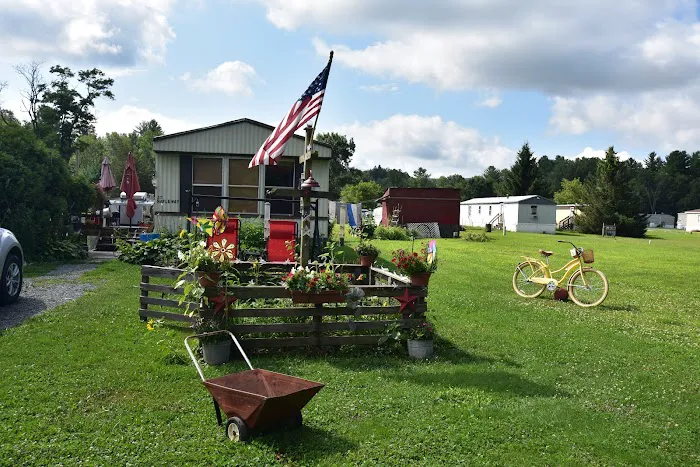 Country Acres Mobile Home Community Picture 3