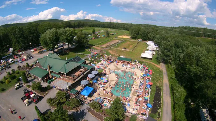 The Woods Camping Resort Picture 5