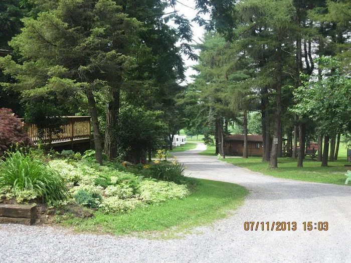 Roamers Retreat Campground Picture 5