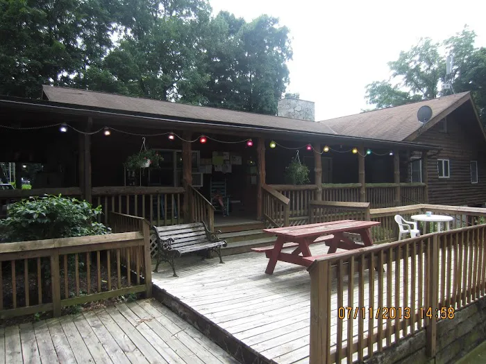 Roamers Retreat Campground Picture 10