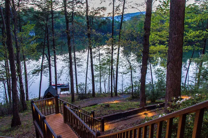 Kingfisher Lake House Picture 6