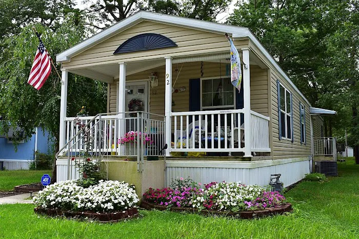 English Creek Manor Picture 1