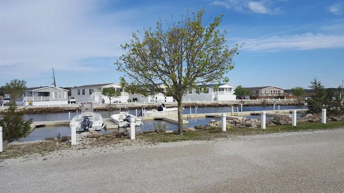 Bay Breeze Village Picture 9