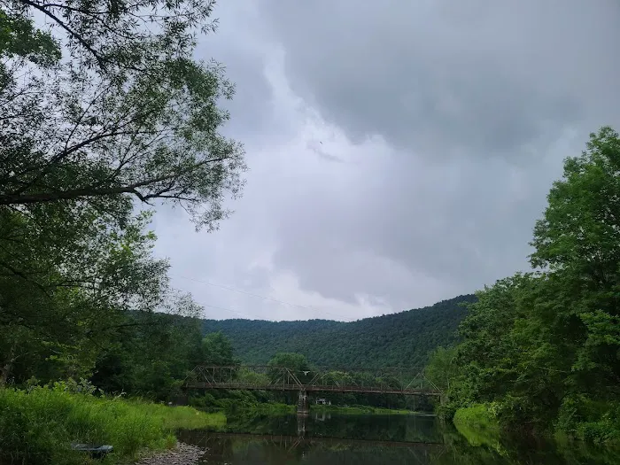 Ox-Bow Campsites Picture 5