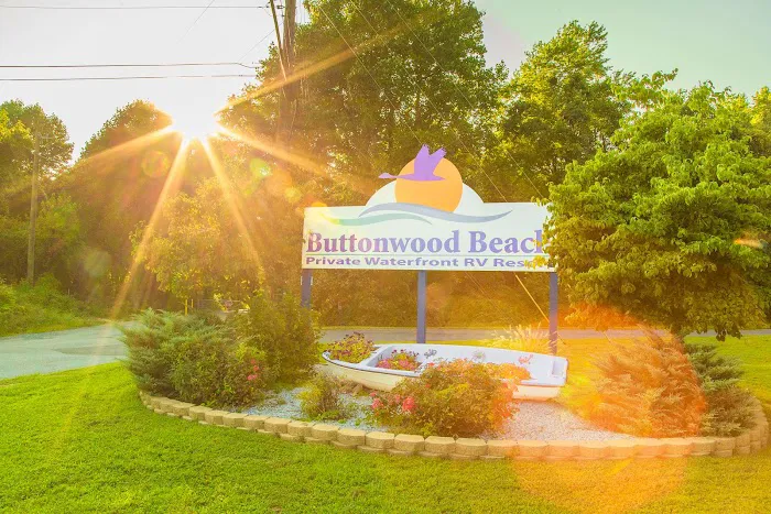 Buttonwood Beach R.V. Resort Picture 2