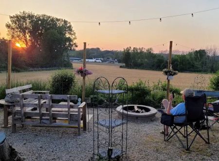 Lone Oak Campsites