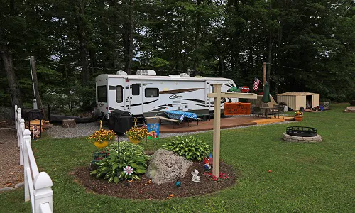 White Pines Campsites Picture 3