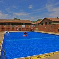 White Pines Campsites ico