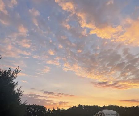Lake Compounce Campground
