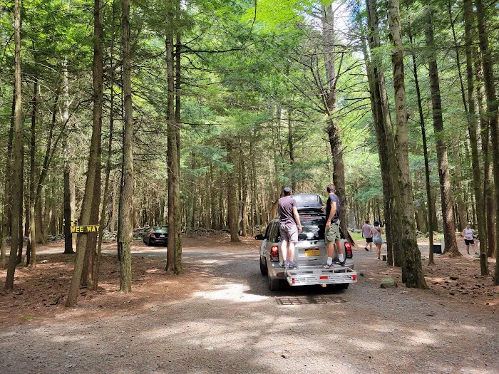 Country Roads Campground Picture 9