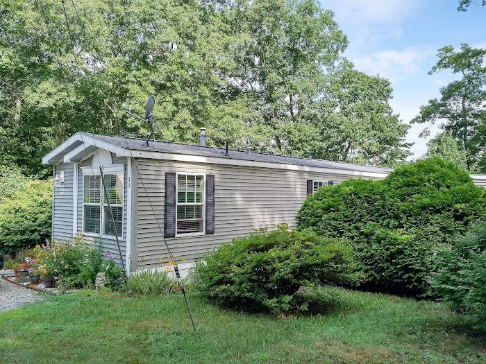 Tilting Rock Mobile Home Community Picture 2