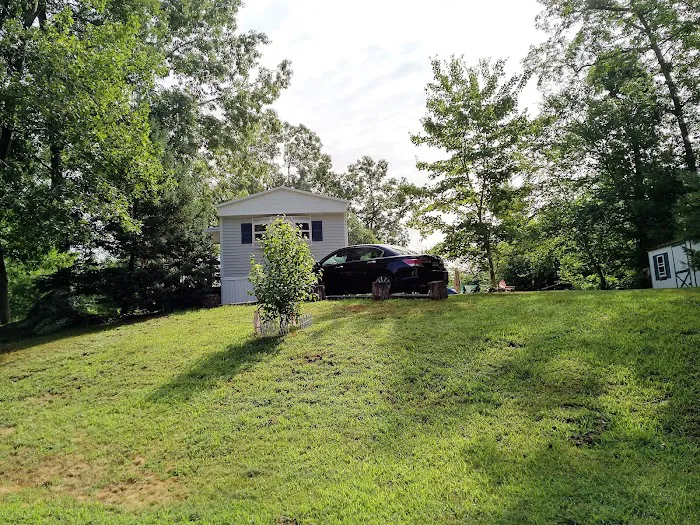 Tilting Rock Mobile Home Community Picture 5
