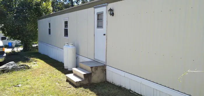 Tilting Rock Mobile Home Community Picture 6