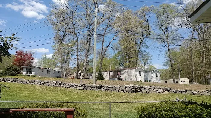 Tilting Rock Mobile Home Community Picture 10