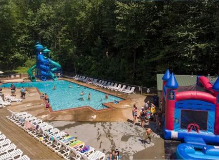 Adventure Bound Camping Resorts - Oak Creek