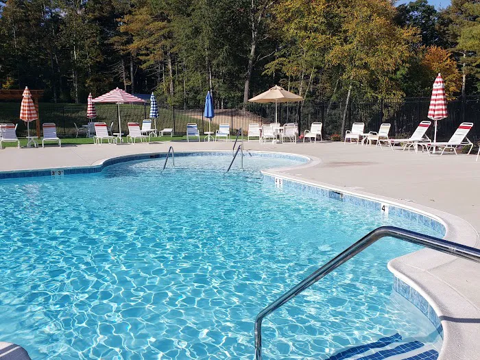 Pine Lake RV Resort & Cottages Picture 3