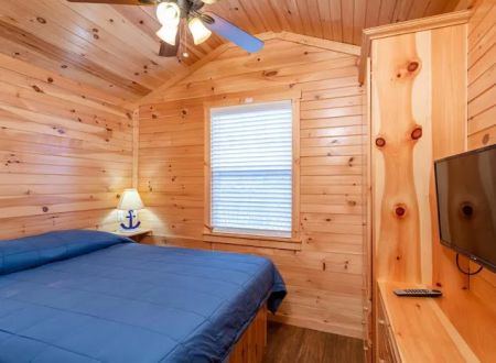 Pine Lake RV Resort & Cottages