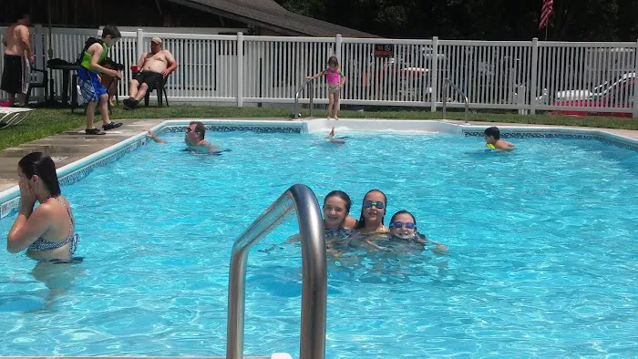 Mill Bridge Village & Camp Resort Picture 3
