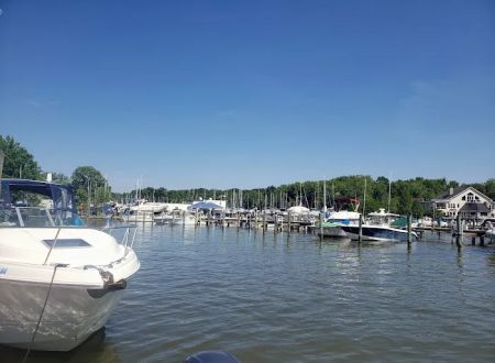 Charlestown Manor Beach And Campground