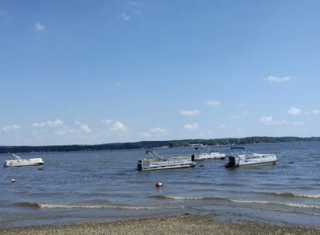 Holloway Beach