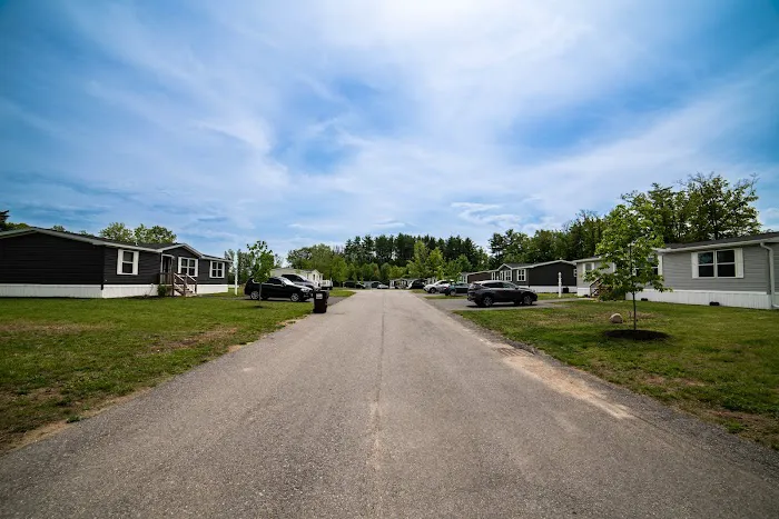 Saratoga Village Mobile Home Park Picture 4