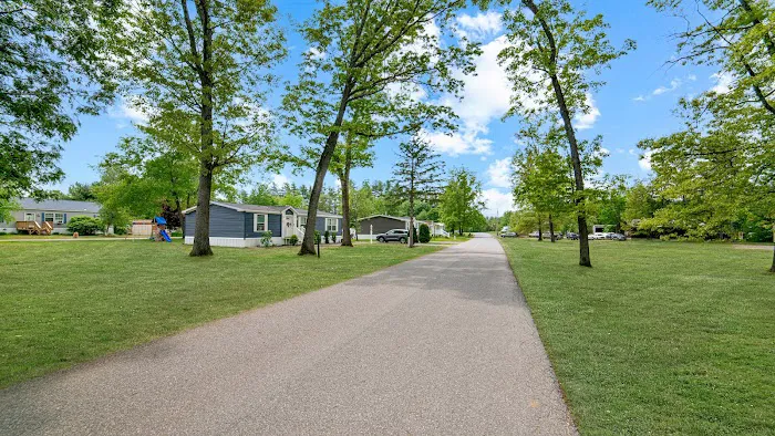 Saratoga Village Mobile Home Park Picture 6