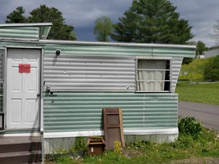 Stewart's Trailer Park Picture 6
