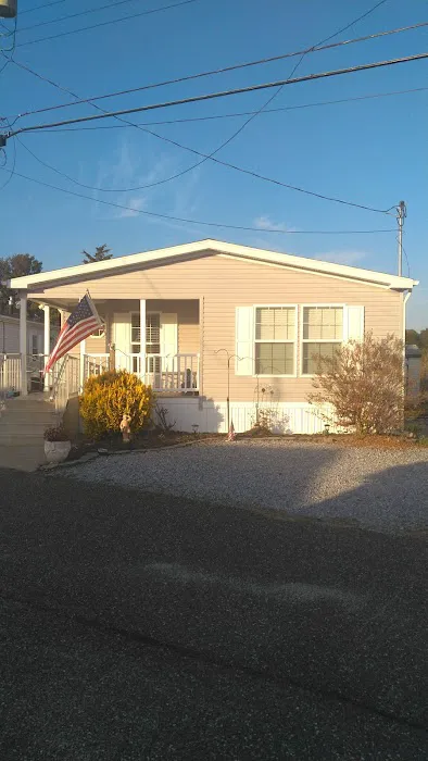 Shore Acres Mobile Home Park Picture 10