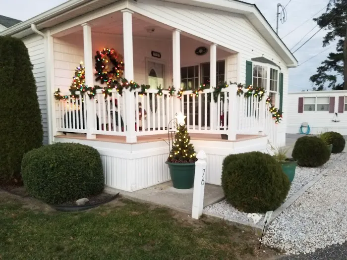 Shore Acres Mobile Home Park Picture 8