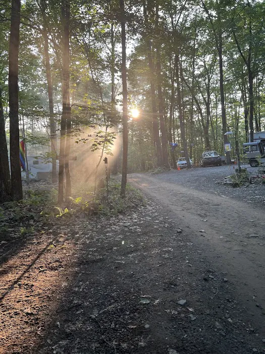 Oneida Campground & Lodge Picture 9