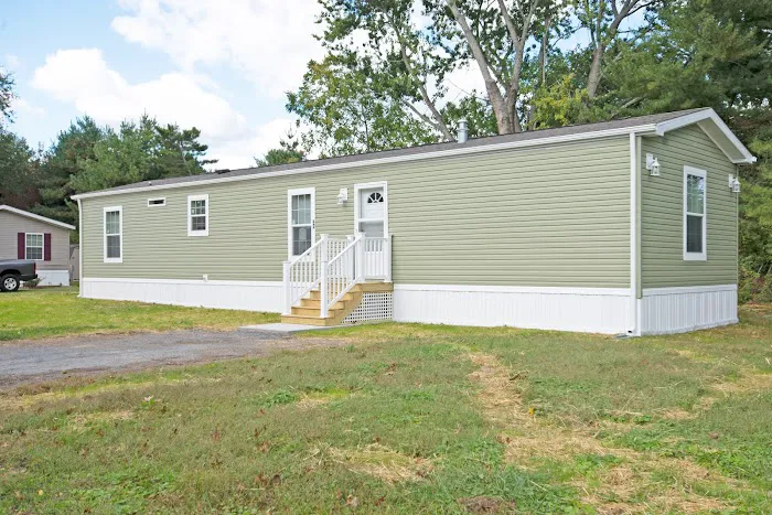 De In Park Sales - Investors Realty Inc. Picture 2