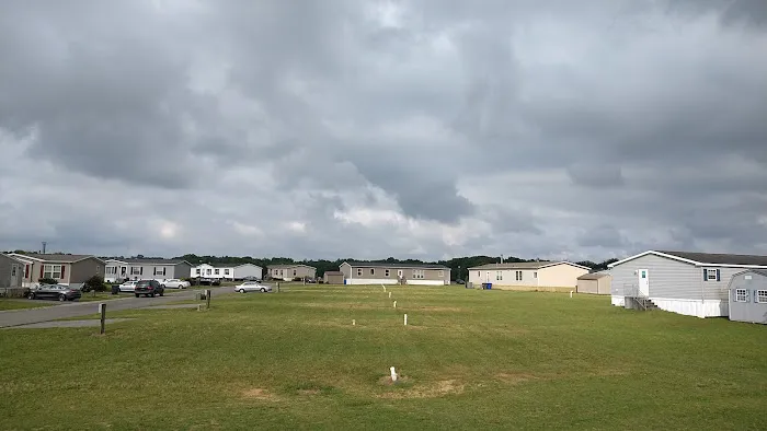 Barker's Landing Community Picture 1