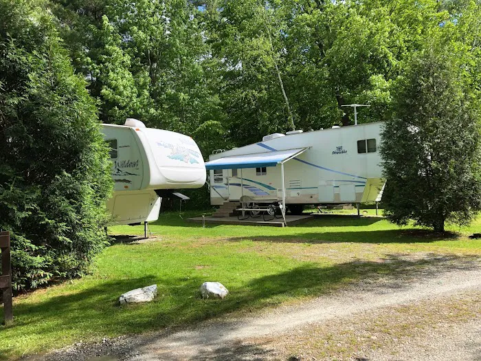 Bonnie Brae Campground Picture 3