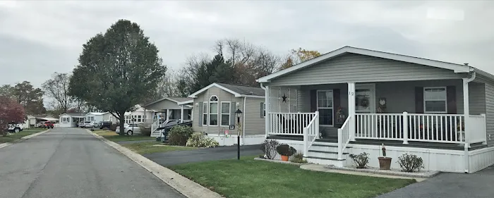 Ridgewood Manor Manufactured Home Community Picture 2