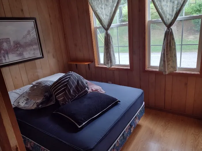 Robin Hill RV Campground Picture 2