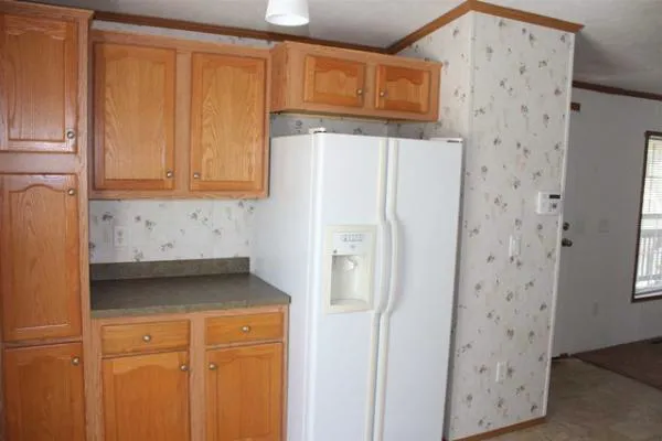 Post Road Mobile Home Park Picture 6