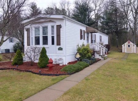 VILLAGE AT WORDENS POND CLUB HOUSE