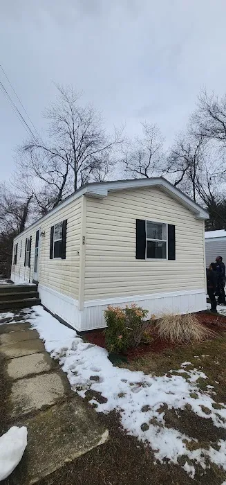 American Mobile Home Park Picture 2
